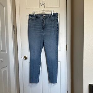 Good American Medium Blue Skinny Jeans